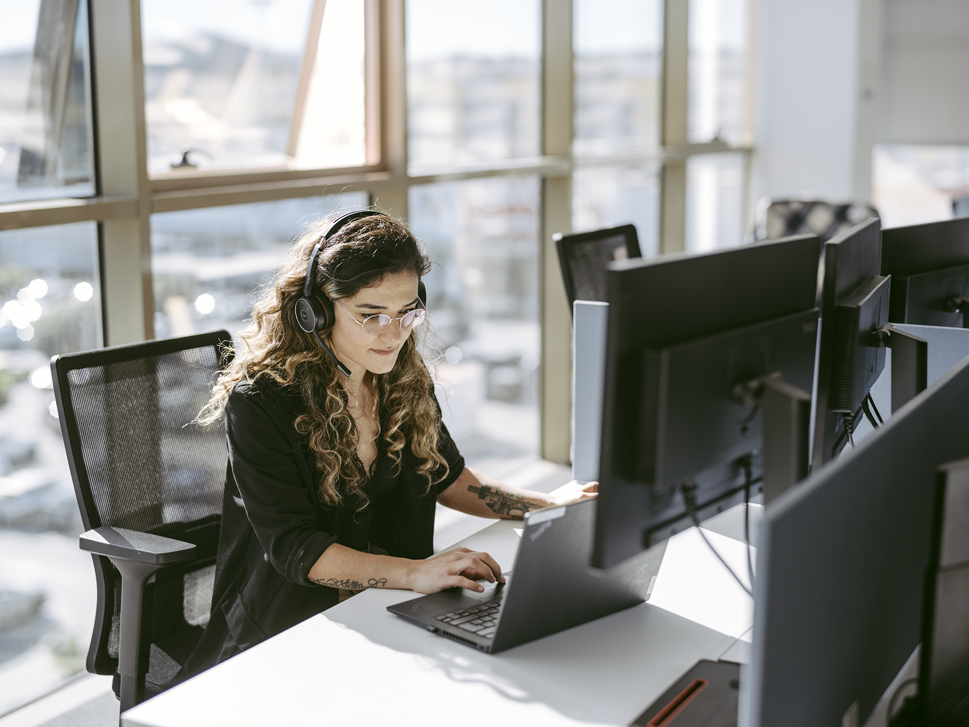 Lisa Müller* ist Teamleiterin im Callcenter von Intrum